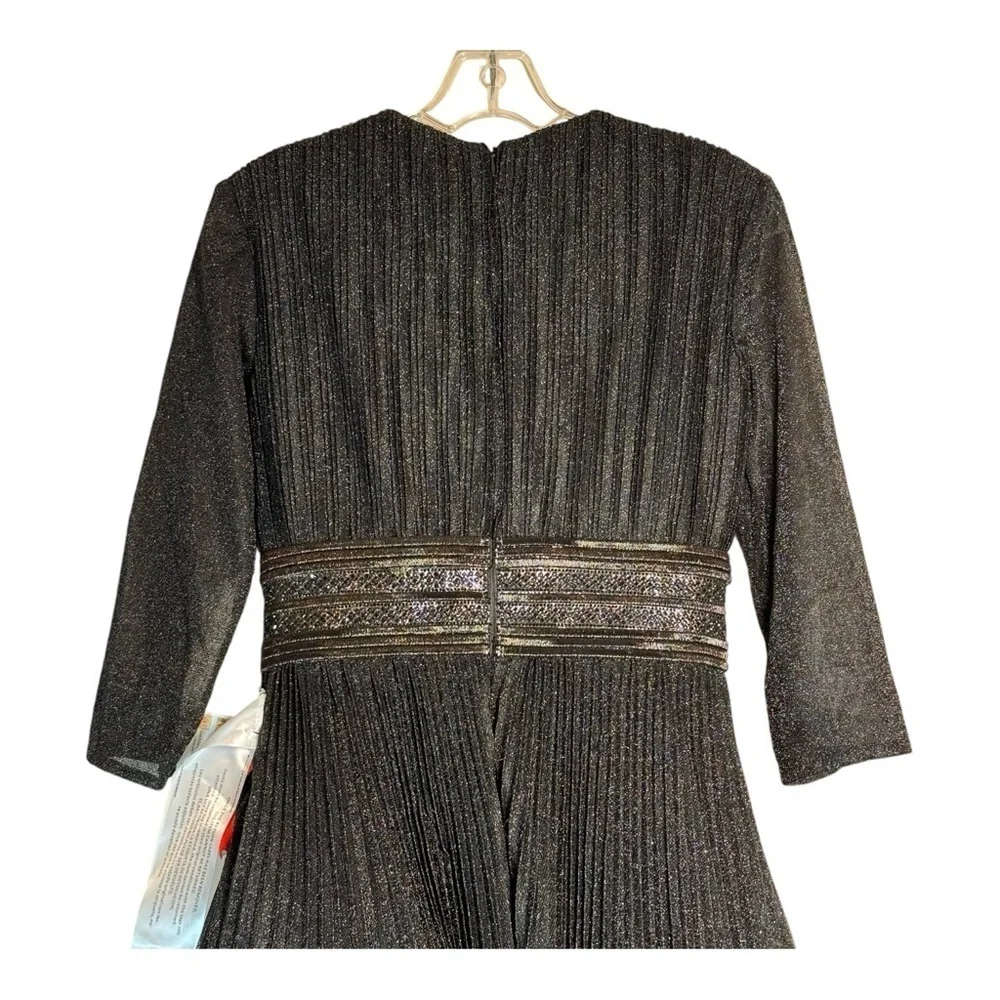 Mac Duggal Shimmering Pleated A-Line Gown in Black NWT - Picture 8 of 11